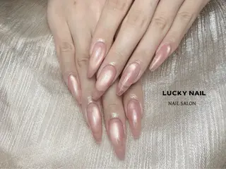 ネイル LUCKY NAILのネイルデザイン