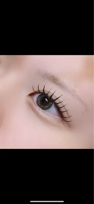 マツエク・マツパ 眉毛サロン(アイブロウ)&まつ毛パーマ専門 紬麦 by laughnelu  表参道・原宿店所属・ゆうか 紬麦by laughneluのマツエク・マツパデザイン