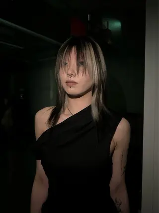 セミロング 松本 雪愛のヘアスタイル