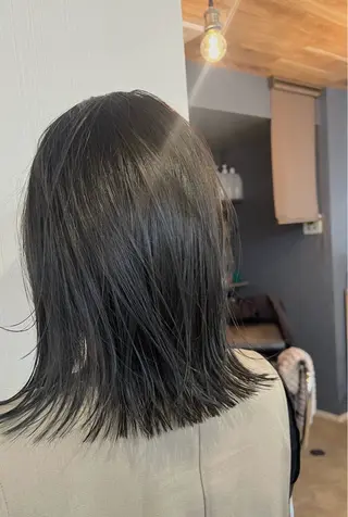 ミディアム カラー CLOVE所属・下石怜子/レイヤー/ 透明感カラーのヘアスタイル