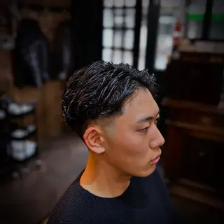 パーマ メンズ BarberShop Un-fil所属・TAIGA -BARBERのヘアスタイル