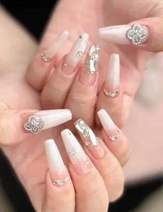 ネイル 新山 聖のネイルデザイン