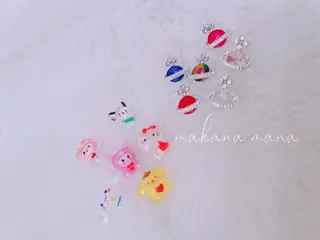 ネイル Makana Mana所属・Makana Manaのネイルデザイン