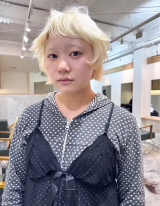 ショート カラー ヘアアレンジ 丸山渉/パーマ エフェクトブリーチのヘアスタイル