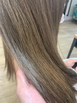 カラー BUZZ所属・四ッ井 翔のヘアスタイル