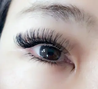 マツエク・マツパ CHERILU昭島店 スタイリストの眉毛・アイブロウイメージ