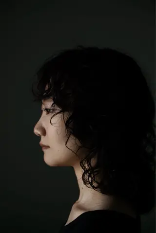 セミロング パーマ room3小出 奈央子のヘアスタイル