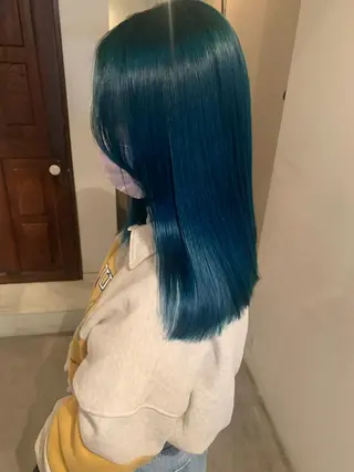 ミディアム カラー room3小出 奈央子のヘアスタイル