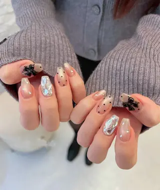 ネイル UniqueNail 長さだし専門店のネイルデザイン