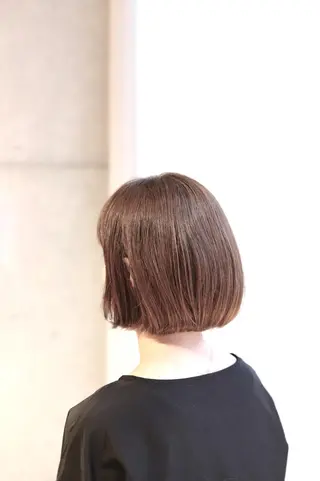 ミディアム カラー アドミラルYoshi oのヘアスタイル