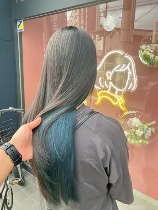 カラー 西原 愛紗のヘアスタイル