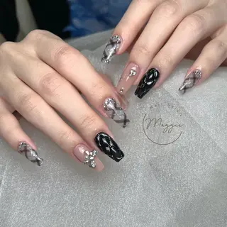 ネイル Maggie Nail🦩のネイルデザイン