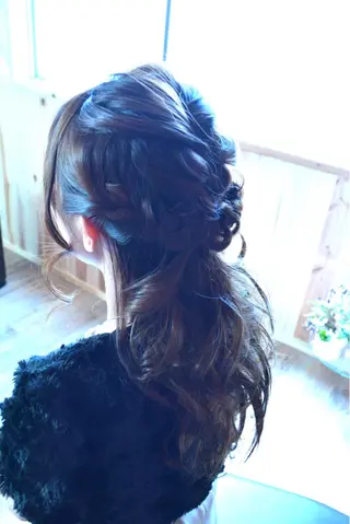 ロング カラー ヘアアレンジ belle chambreイブカのその他イメージ