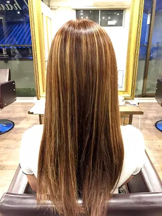 セミロング カラー RiLo所属・[RiLo] 松村のヘアスタイル