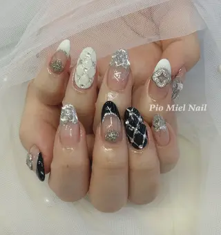 ネイル Pio Mielのネイルデザイン