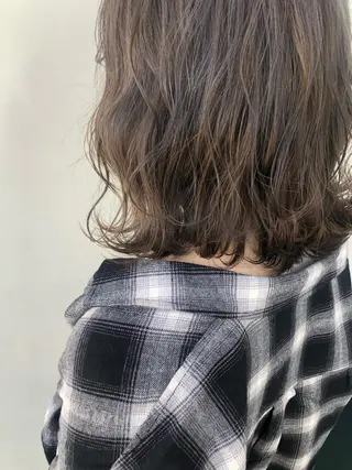 ミディアム カラー ヘアアレンジ 女性スタイリスト専門サロン Zina 天神所属・NANA／trend style🕊🍑のヘアスタイル