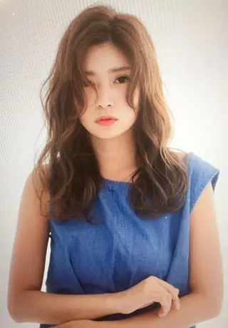 ロング カラー ヘアアレンジ 山北 咲子のヘアスタイル