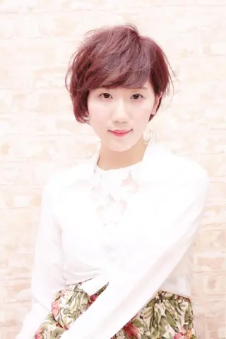 ショート 小林 伊織のヘアスタイル