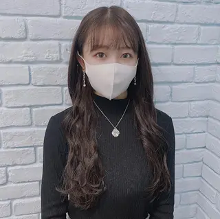 ロング カラー ヘアアレンジ 韓国レイヤーカット/ 儚げカラーチナツのヘアスタイル