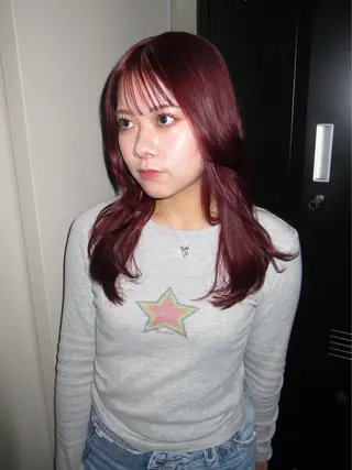 セミロング wabi【ワビ】所属・manami/ヘア セット/ハイトーンのヘアスタイル