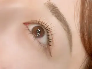 マツエク・マツパ Eyelash salon Kanau 銀座所属・アイラッシュサロン Kanau 銀座店の眉毛・アイブロウイメージ