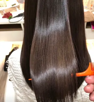 ロング ideal心斎橋 川田友美のヘアスタイル