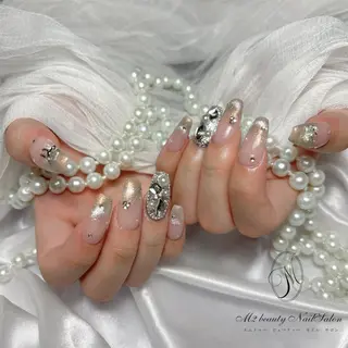 ネイル M2 BEAUTY Rionのネイルデザイン