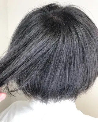 ショート カラー メンズヘア特化 崎田 成人のヘアスタイル