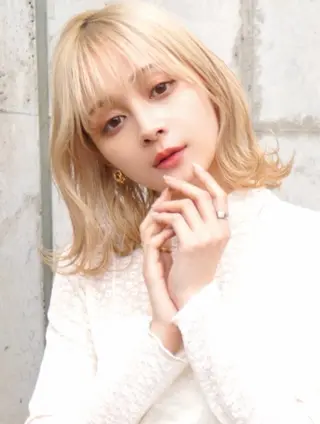 セミロング カラー 本多 光樹のヘアスタイル