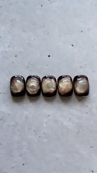 ネイル 関山 志乃のネイルデザイン