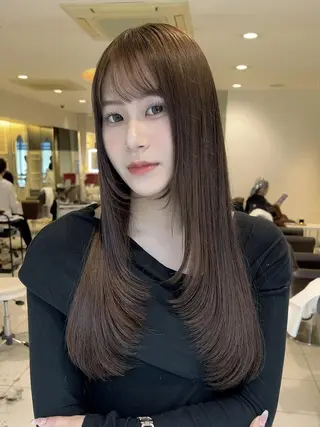 ミディアム モデル募集/カレン /レイヤーカットのヘアスタイル