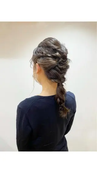 カラー ヘアアレンジ あずまぐち めぐみのヘアスタイル