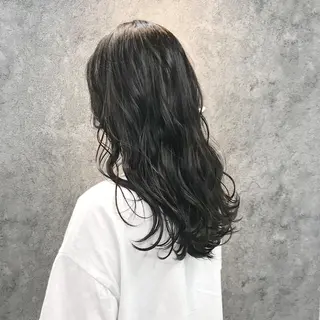 セミロング 所渉/韓国レイヤー /ウルフカットのヘアスタイル