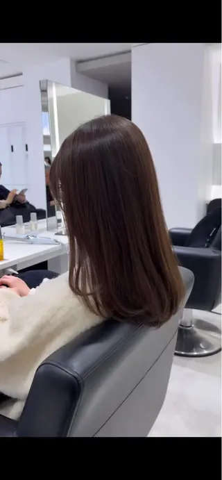 セミロング カラー 🖤:抜け感×大人 透明感カラー/Aoiのヘアスタイル