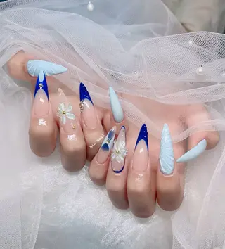 ネイル HIN NAILのネイルデザイン