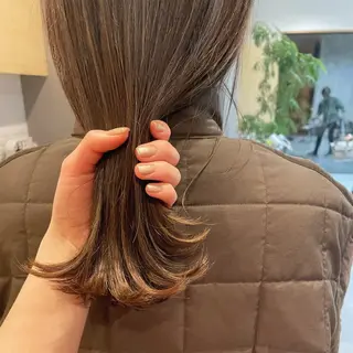 セミロング LORO.hairmake&spa所属・山﨑 ひよりのヘアスタイル