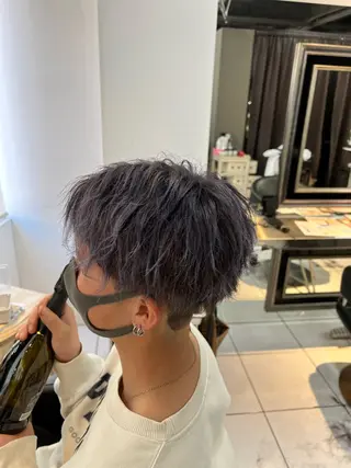 カラー メンズ パーマ特化美容師 茂木広幸のヘアスタイル