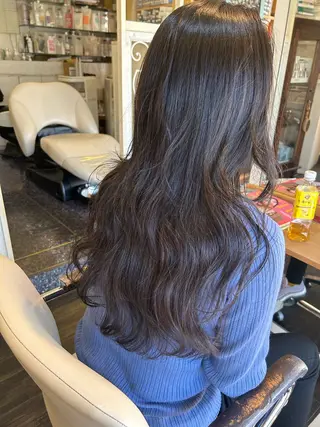 ロング DiMPlE  ディンプル所属・🌸スタイリスト 山浦美恵のヘアスタイル