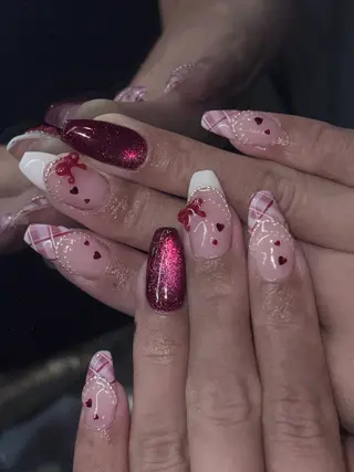 ネイル NES NAIL所属・さゆり￤推しキャラ ￤ロングネイル🩷のネイルデザイン