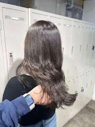 カラー 🪞SHE池袋 Official🪞のヘアスタイル