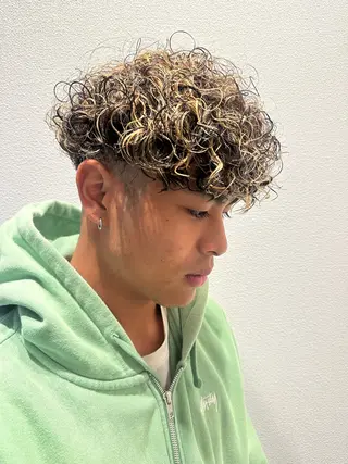 カラー パーマ メンズ パーマ 大須美容師 ぱるのヘアスタイル