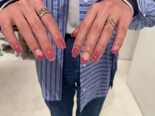 ネイル esby Loely MIZUKIのネイルデザイン