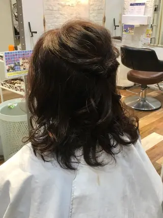 ミディアム 角床直哉 カラーカットNO 1のヘアスタイル