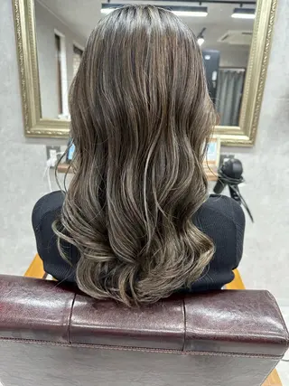 ロング カラー Lien 深井店のヘアスタイル