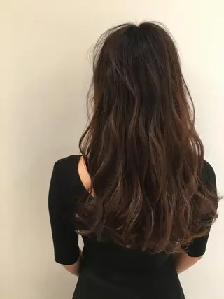 ミディアム カラー due hair 京都駅前店 MILBON オージュア認定サロン【デューヘアー】所属・ハイトーンブリーチ 土坂　由志【京都】のヘアスタイル