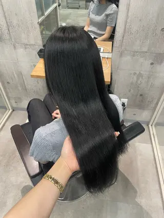 ロング ayano /レイヤー/艶カラーのヘアスタイル