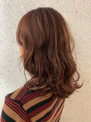 ミディアム カラー もにか🌞原宿/渋谷 🌝ブリーチカラーのヘアスタイル