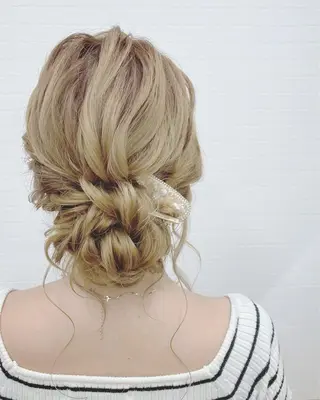 ロング ヘアアレンジ GRANLUSSO 〜グランルッソ駅前店所属・木口 嘉美のヘアスタイル