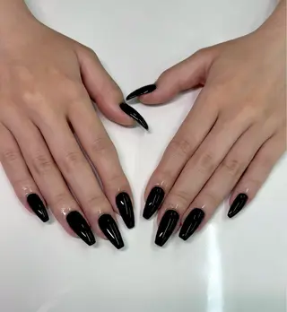 ネイル 秋元 琴音のネイルデザイン