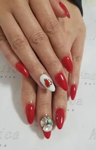 ネイル Angelica ネイリストのネイルデザイン